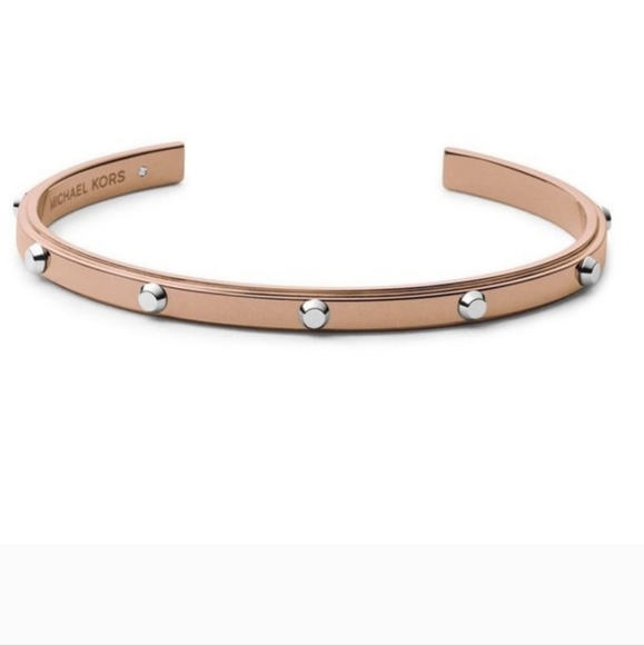 MICHAEL KORS Two-Tone Astor Studded Cuff - Picture 4 of 10